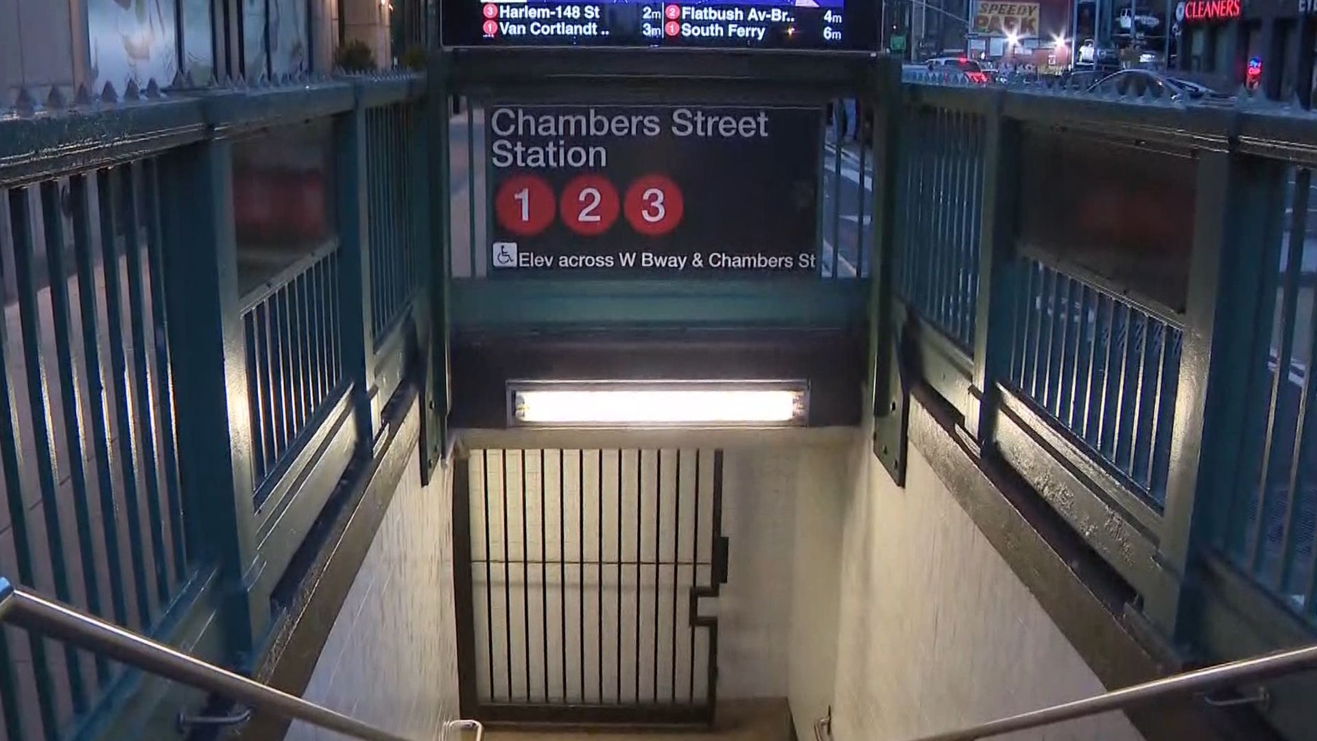 NYC subway conductor attacked with rocks in Lower Manhattan: union