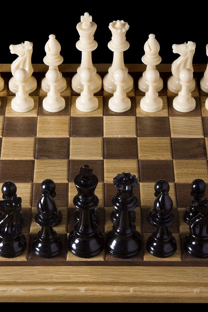 Download Wallpaper 800x1200 Board, Game, Chess, Party, Figures, Black, White Iphone 4s 4 For Parallax HD Background
