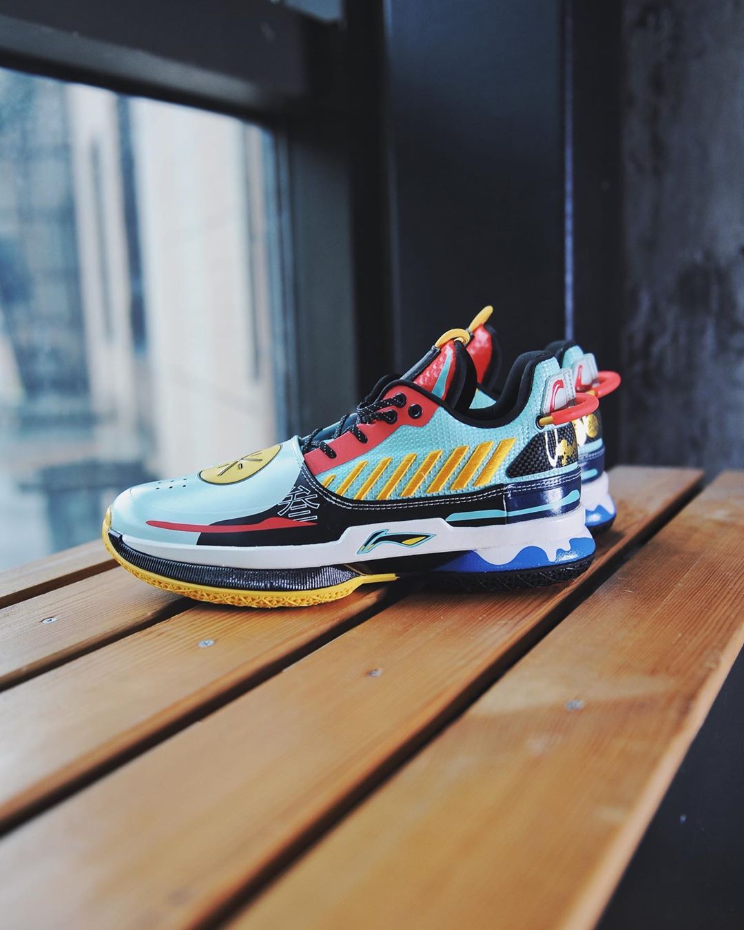 First Looks at Dwayne Wade's WoW 7 Dragon Boat. HOUSE OF HEAT