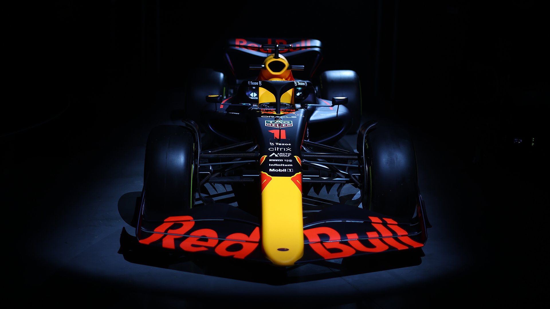 Launch: Photo and Videos 2022 Red Bull F1 Car RB18