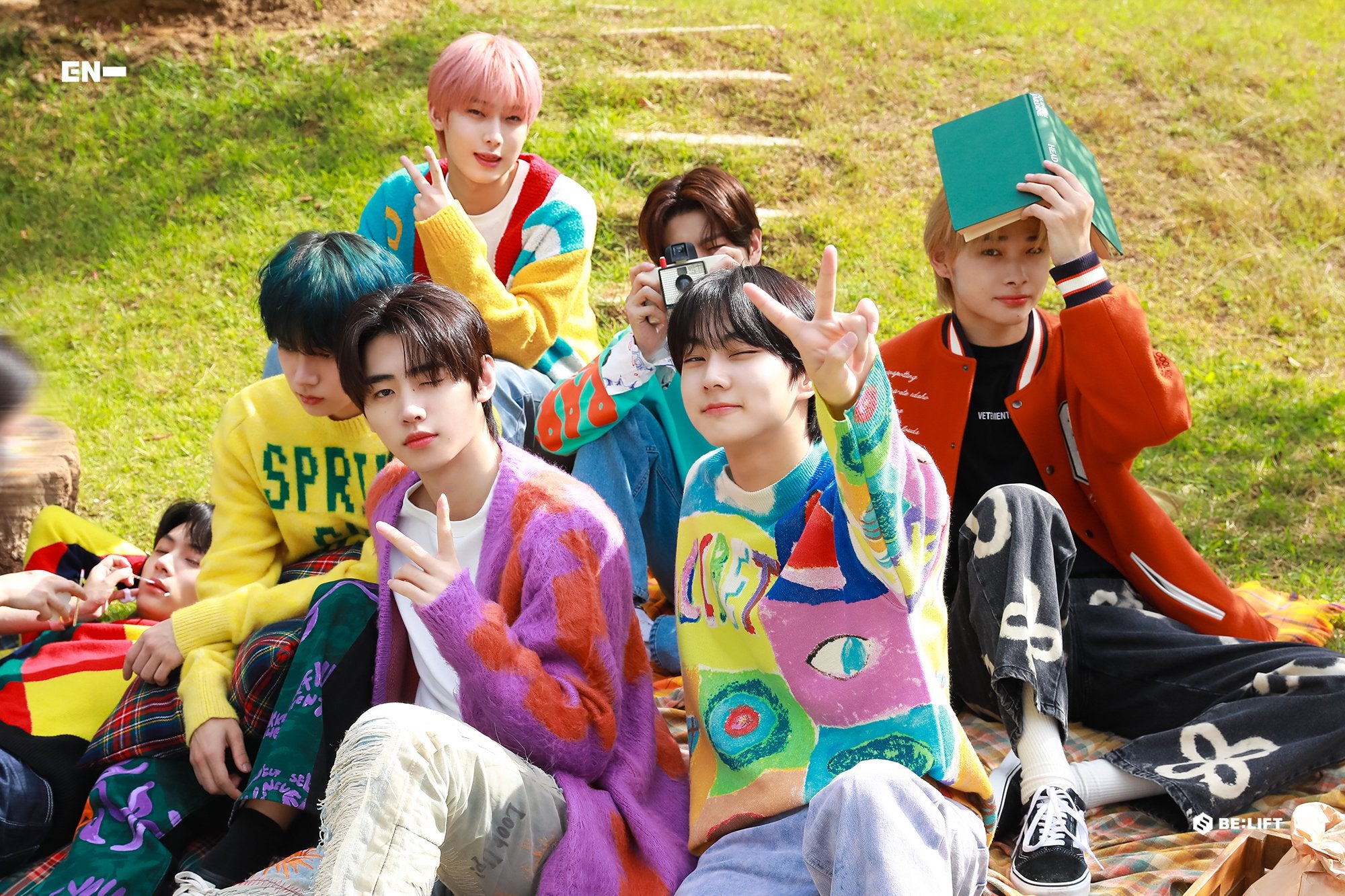 NAVER Post: ENHYPEN 2022 SEASON'S GREETINGS Behind Photo