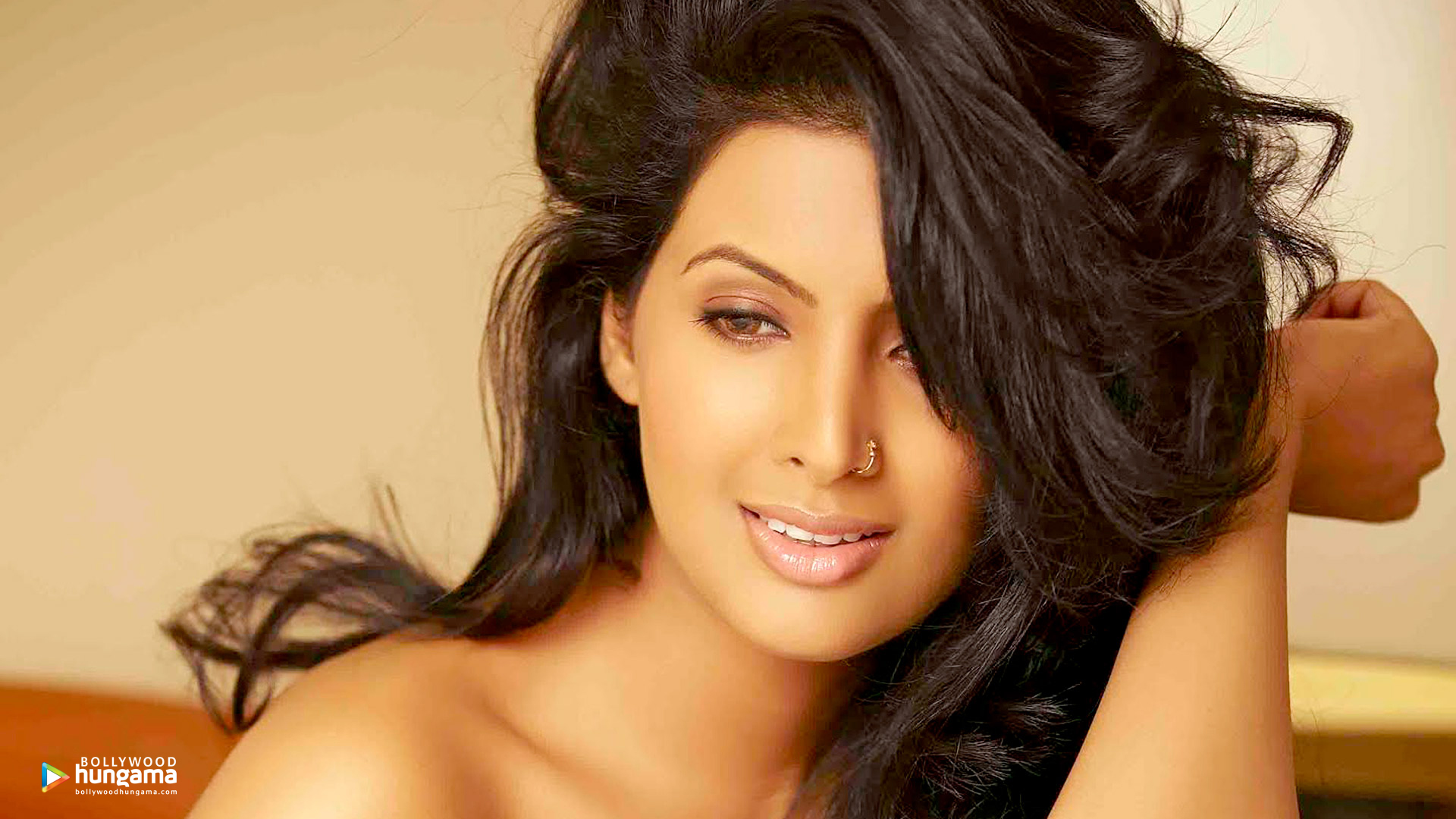 Geeta Basra Wallpaper. Geeta Basra 17