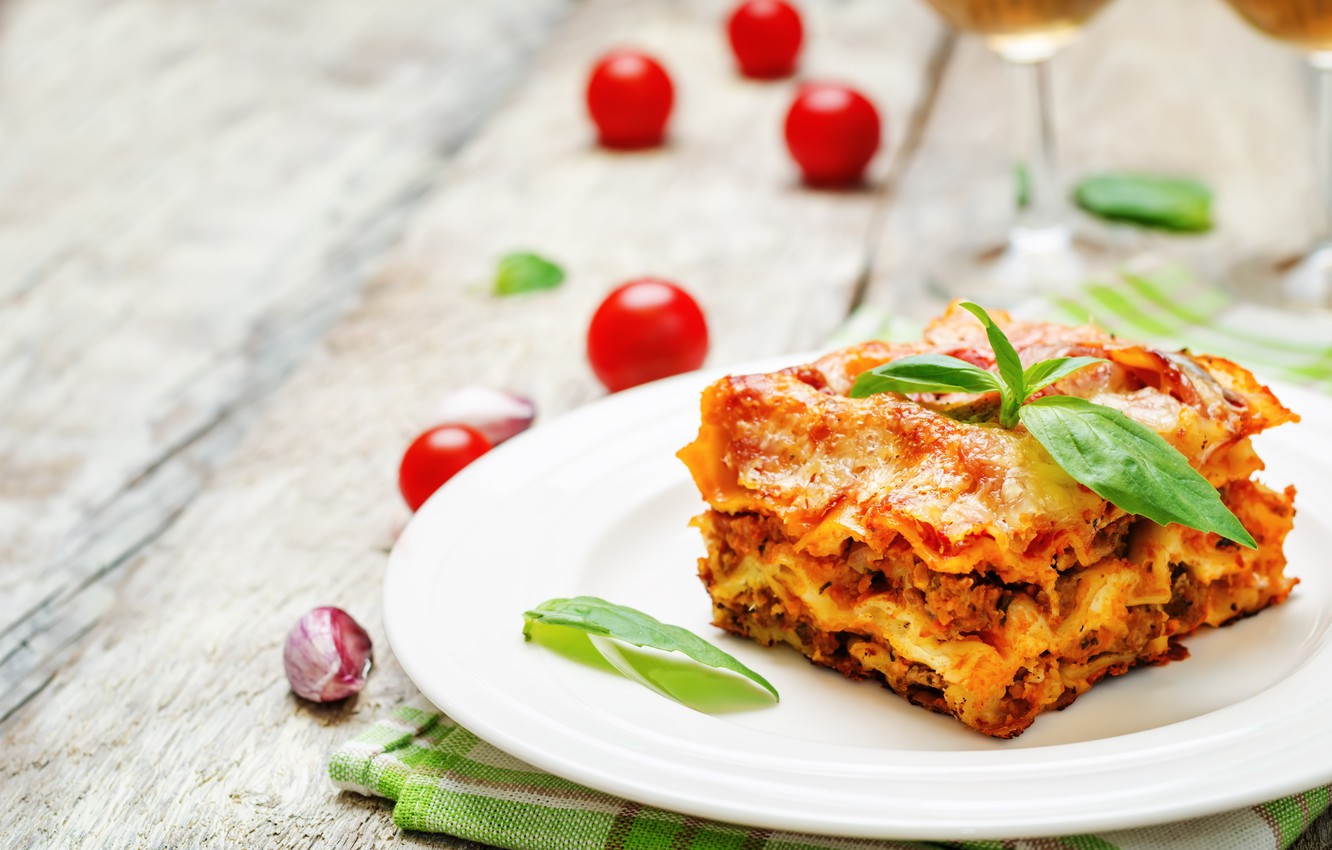 Wallpaper Food, Plate, Garlic, Filling, Basil, Lasagna, Tomatoes Cherry Image For Desktop, Section еда