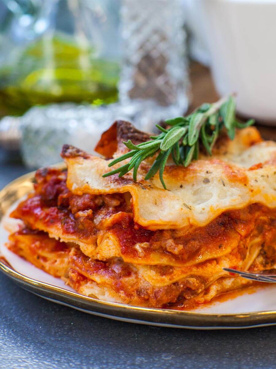 Cheese & Meat Lasagna with Béchamel Sauce (video) Everyday Food