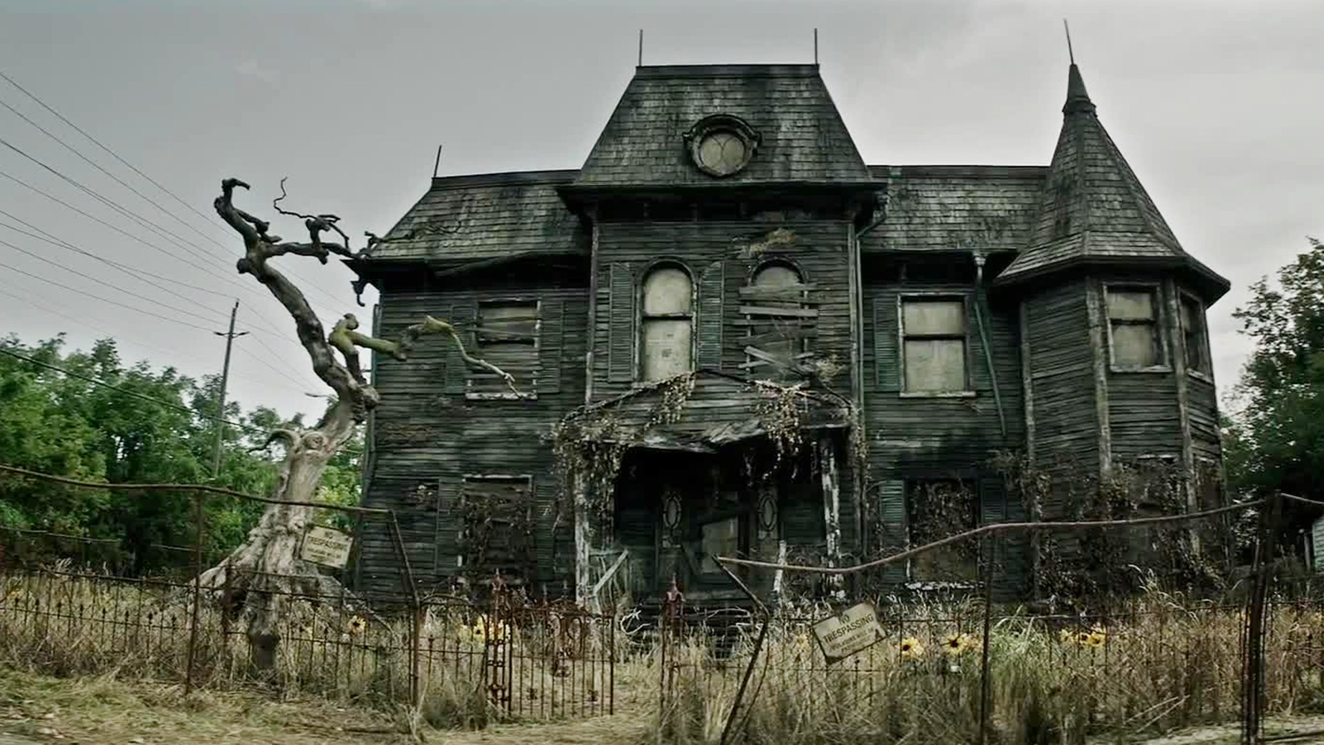 Haunted House Wallpaper 14790