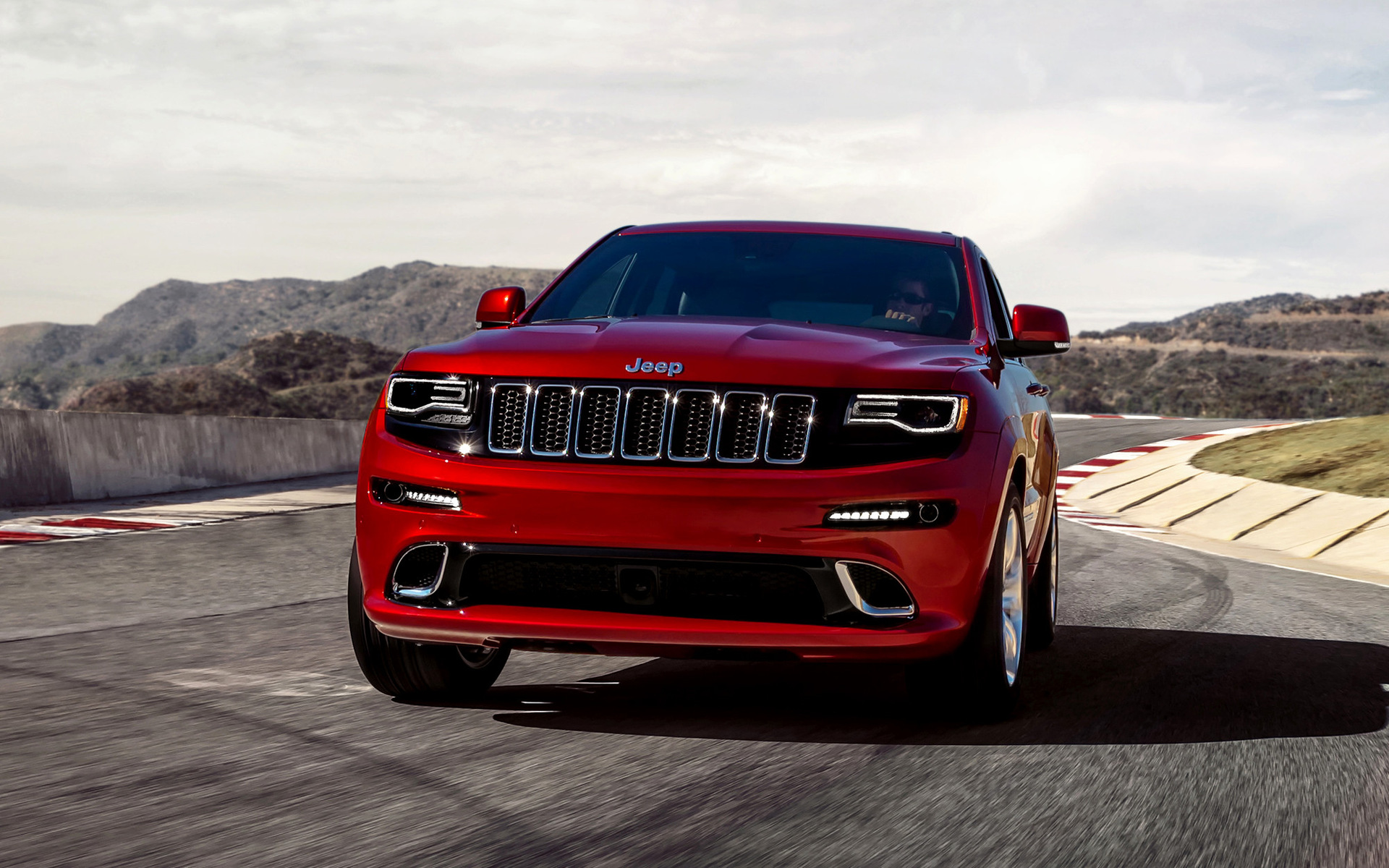 Jeep Grand Cherokee SRT and HD Image