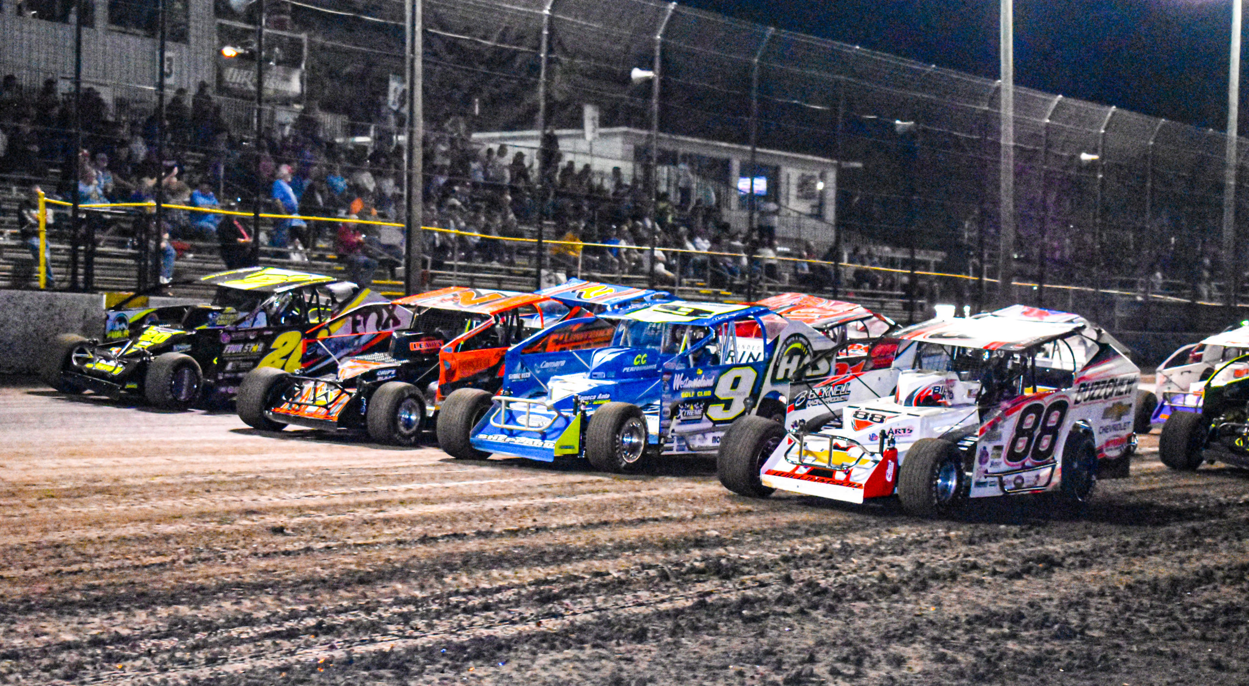 ANOTHER ANIMAL: Higher Purses, New Track Surface Await Super DIRTcar Series at Volusia Speedway Park