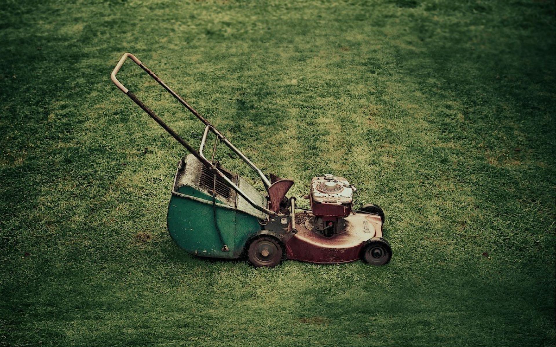 Lawnmower Wallpapers - Wallpaper Cave