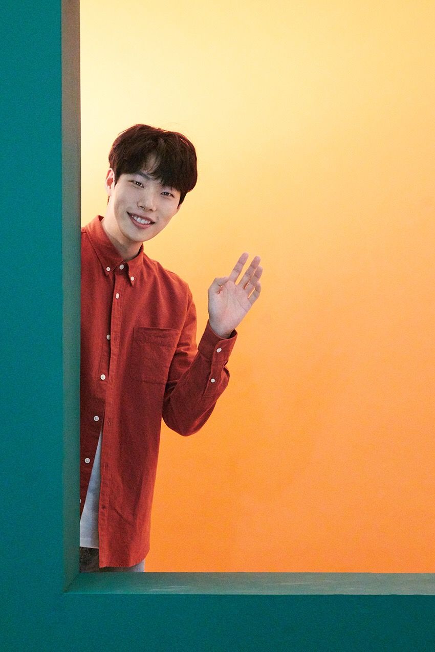 Ryu Jun Yeol WALLPAPER #wallpaper #lockscreen. Gambar pasangan lucu, Trik fotografi, Kpop