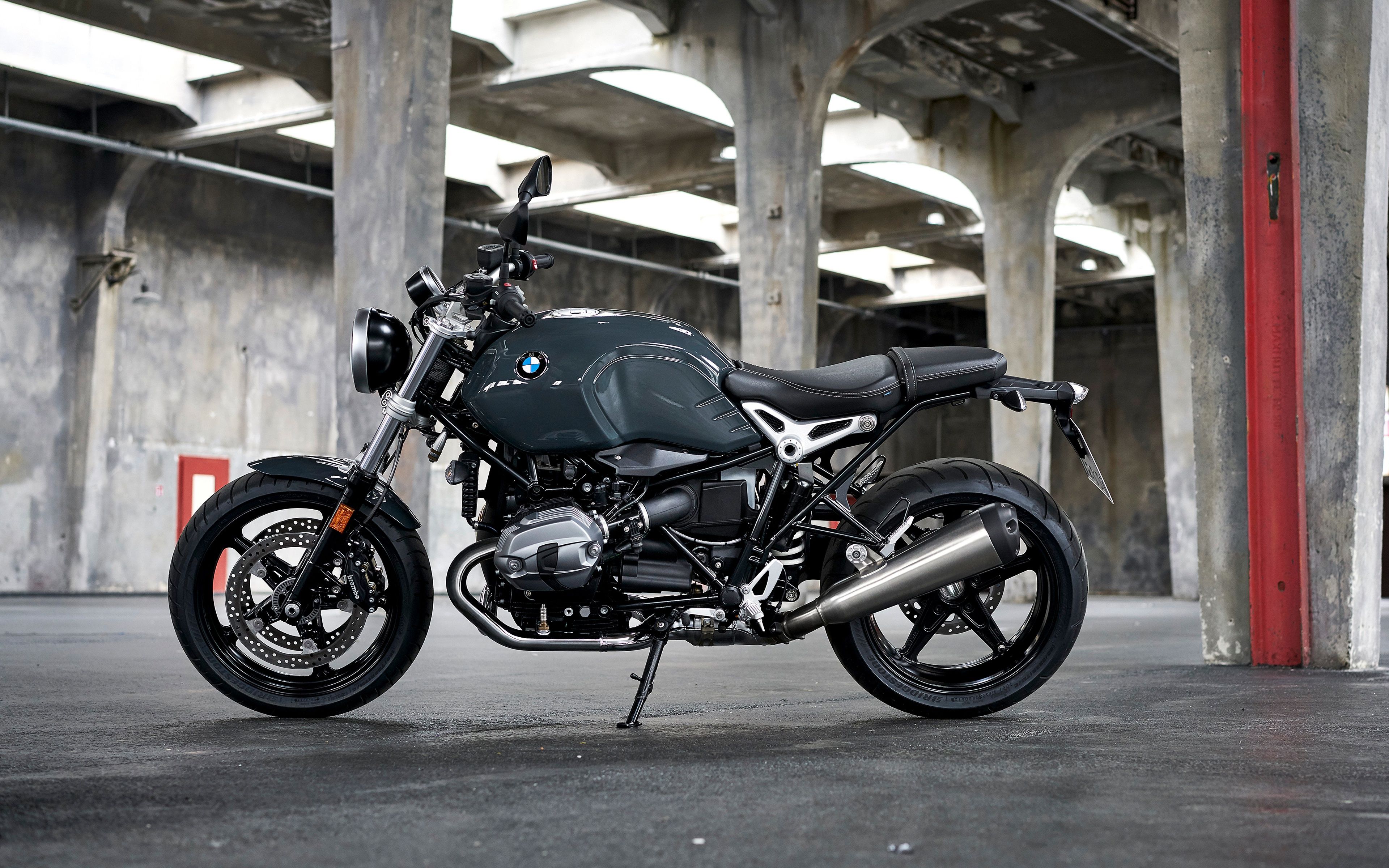 BMW R NineT Wallpaper
