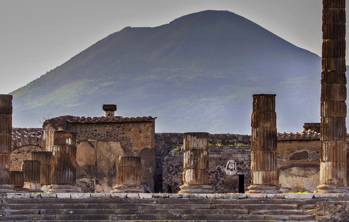 Wallpaper mountain, Italy, Vesuvius, Pompeii, excavations, The Temple Of Jupiter image for desktop, section пейзажи