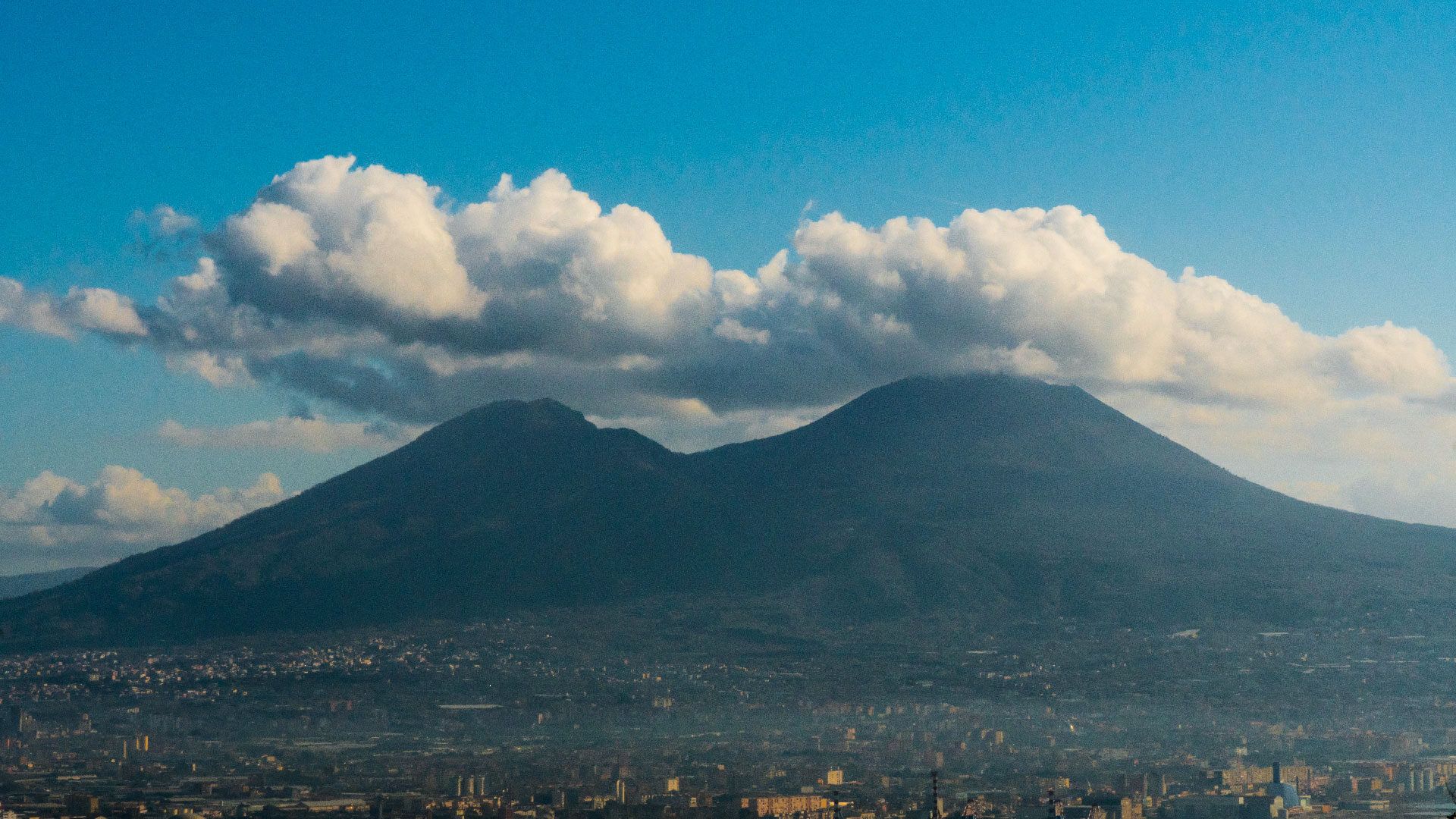 Stories told on the slopes of Vesuvius