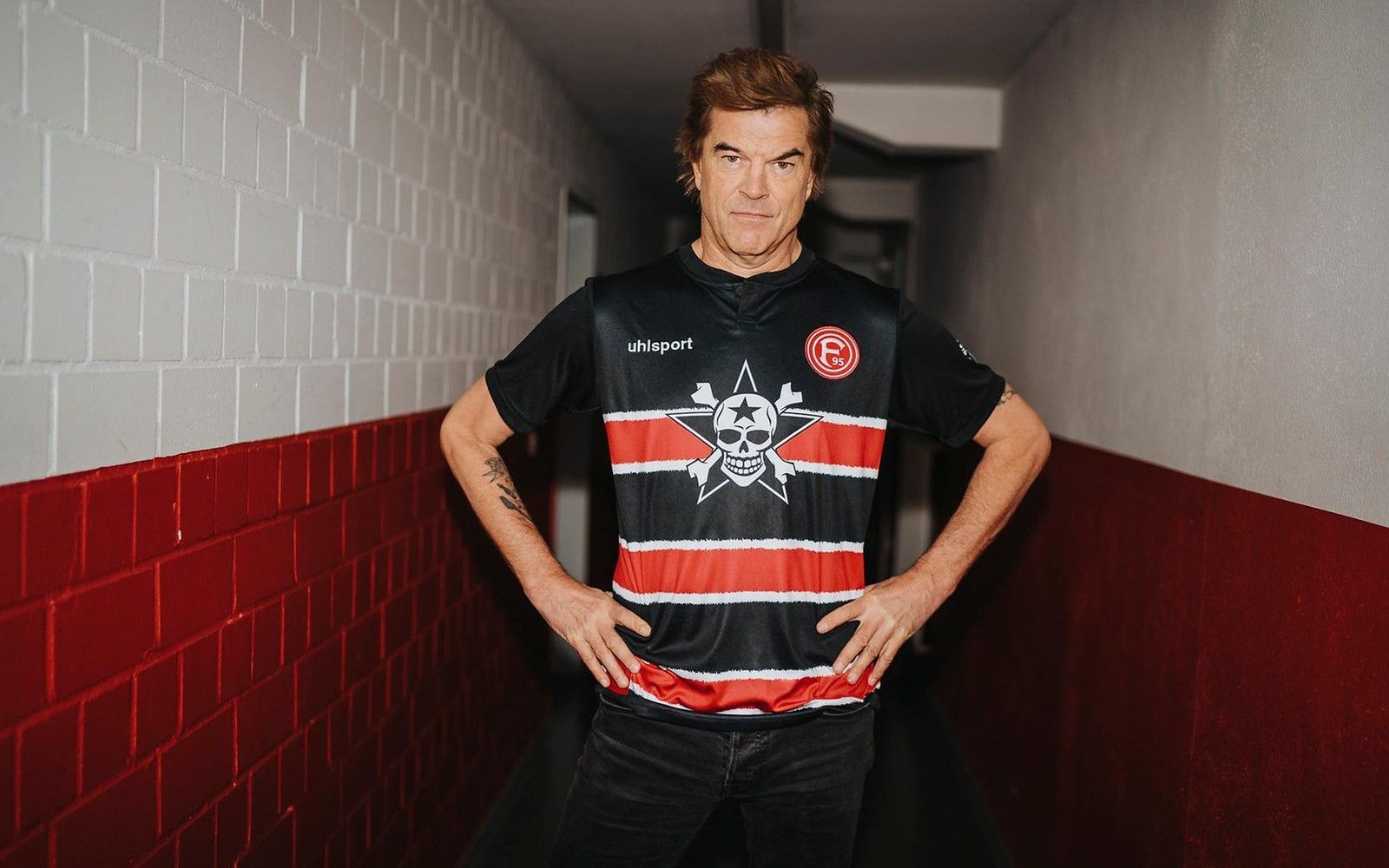 Fortuna D. realeased the fourth kit in collaboration with Die Toten Hosen