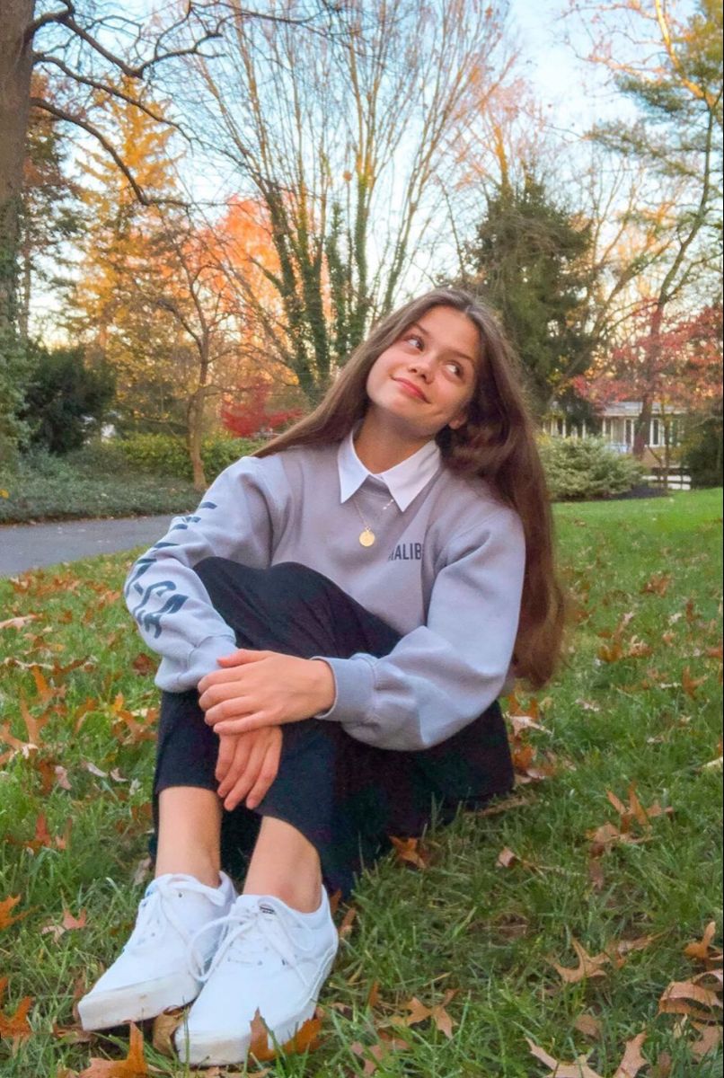 Erika diane❤️ ideas. erika, diane, pretty girls selfies