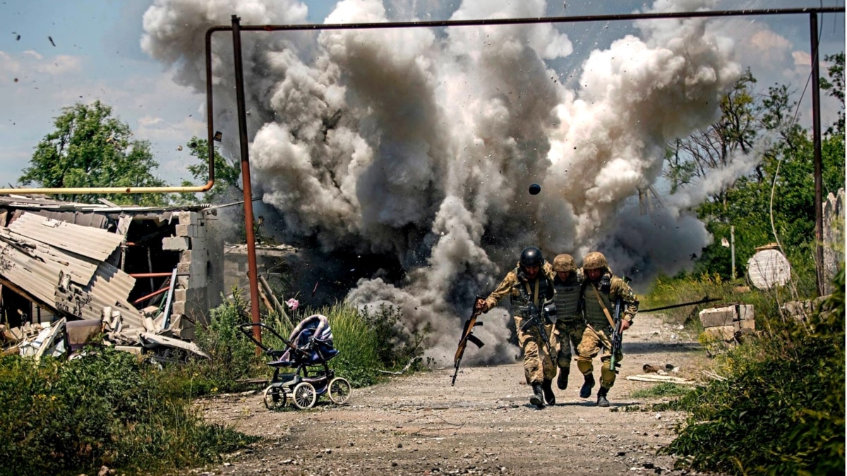 War Of Words Over Ukraine 'Combat' Photo