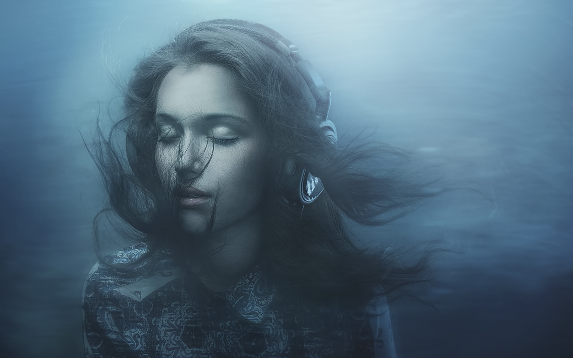 Women Artistic Wallpaper:1920x1200