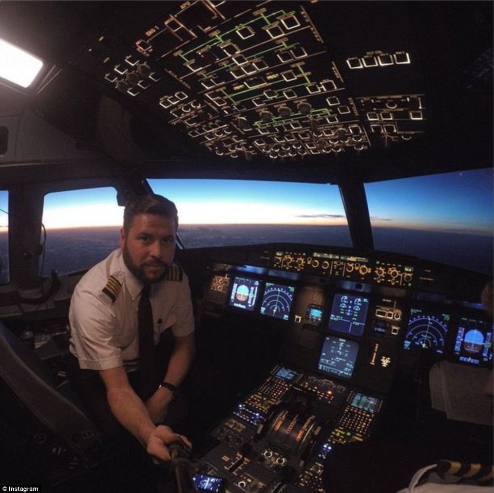 The stunning image that show dozens of pilots are breaking safety rules: Contraband instagram snaps increasingly taken by men behind the controls even when coming in to LAND. Daily Mail Online