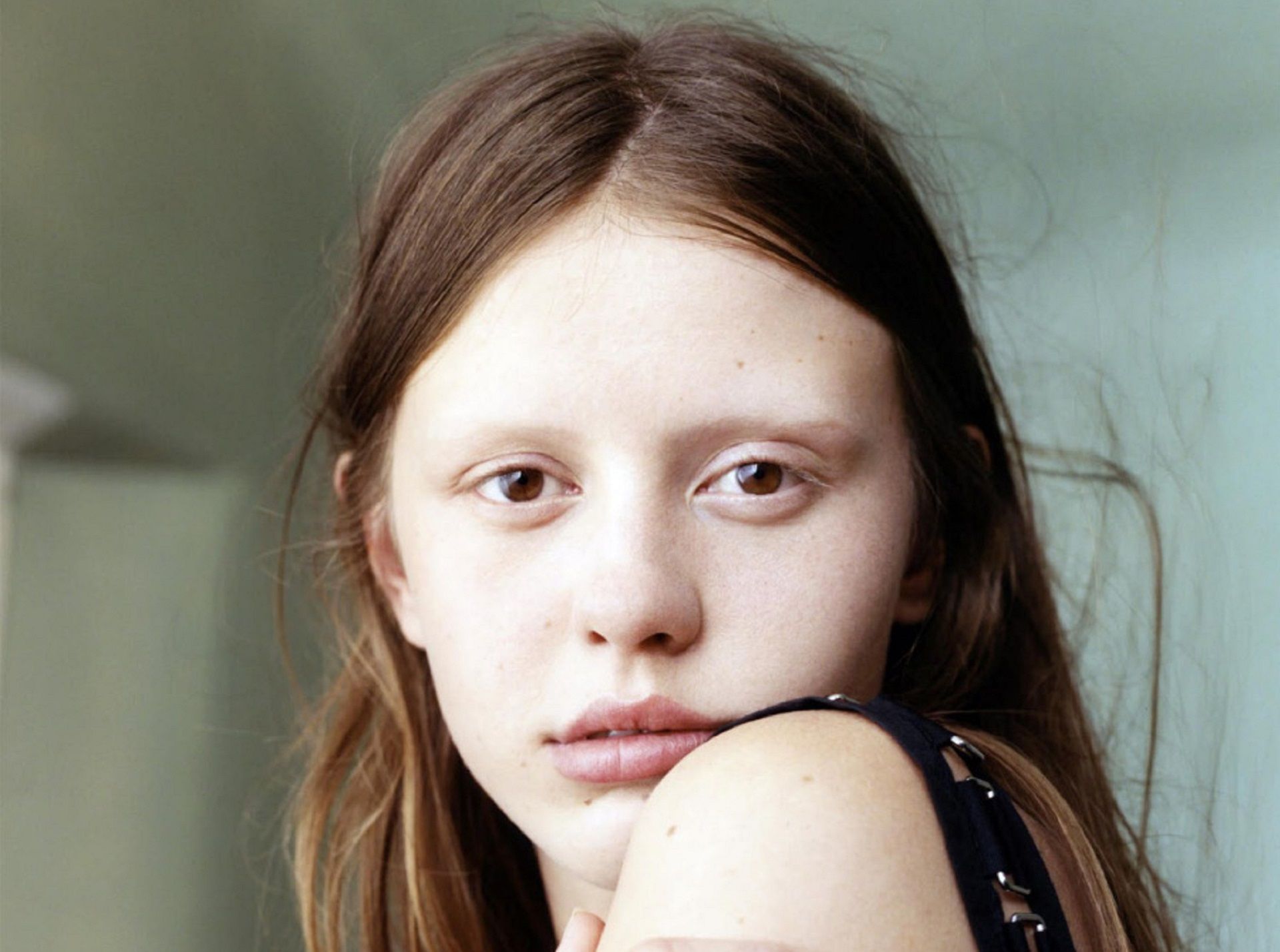 Mia Goth Picture