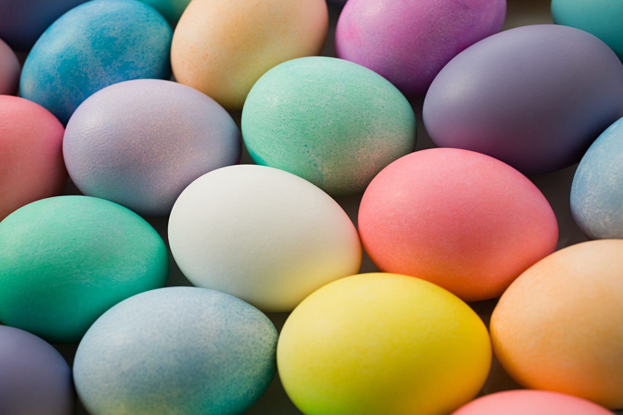 Boiling Easter Eggs: An Easy Guide on How to Boil Eggs for Easter