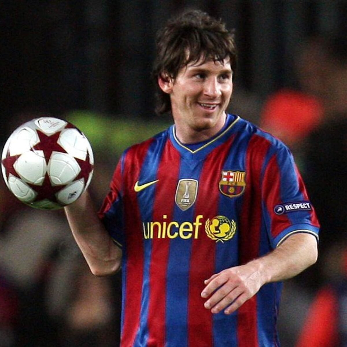 messi long hair