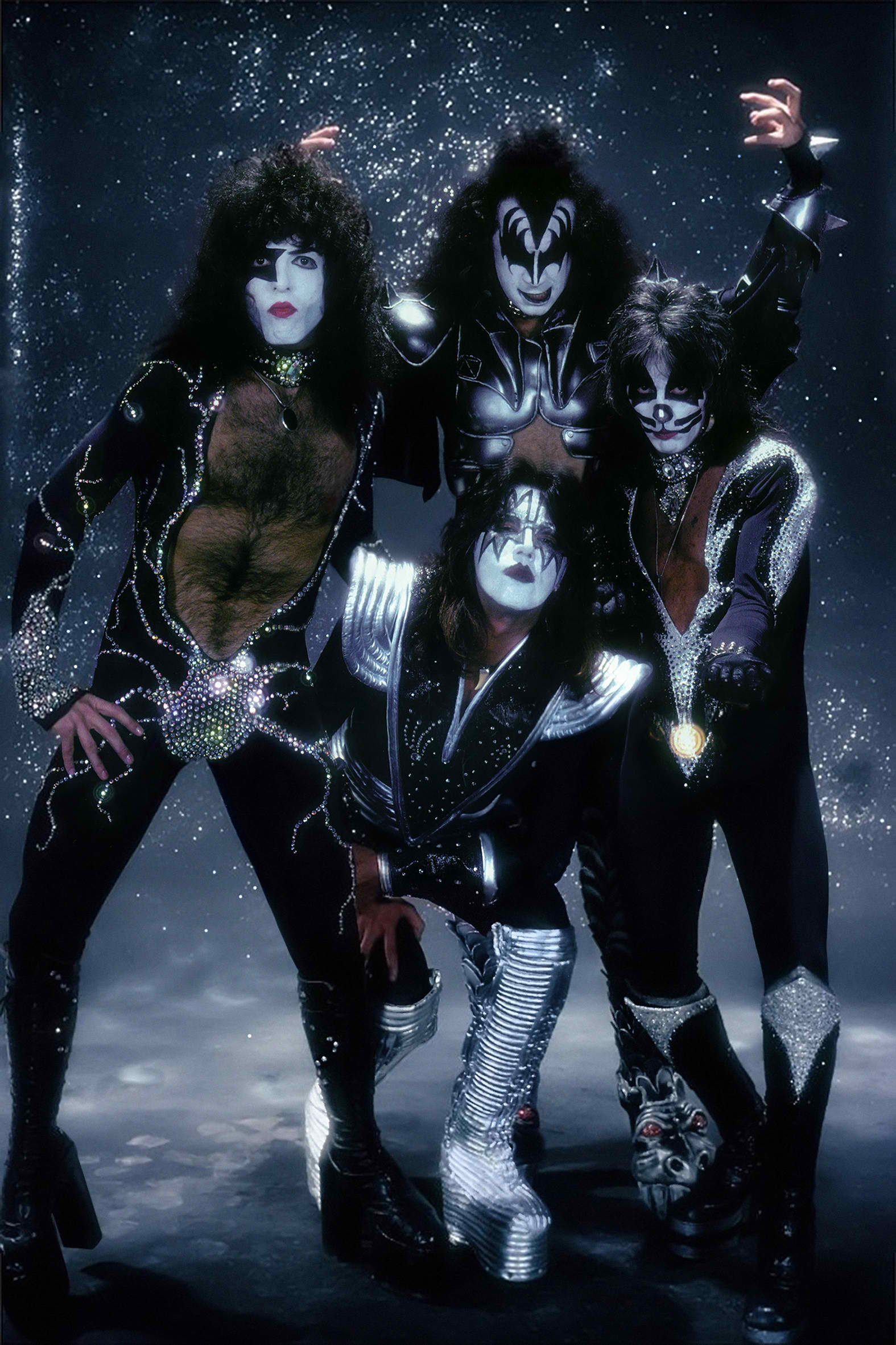 Free download Rock N Roll Data src Kiss Band Wallpaper iPhone 1365x2048 [1575x2362] for your Desktop, Mobile & Tablet. Explore Kiss Band iPhone Wallpaper. Kiss Band Wallpaper, Kiss The