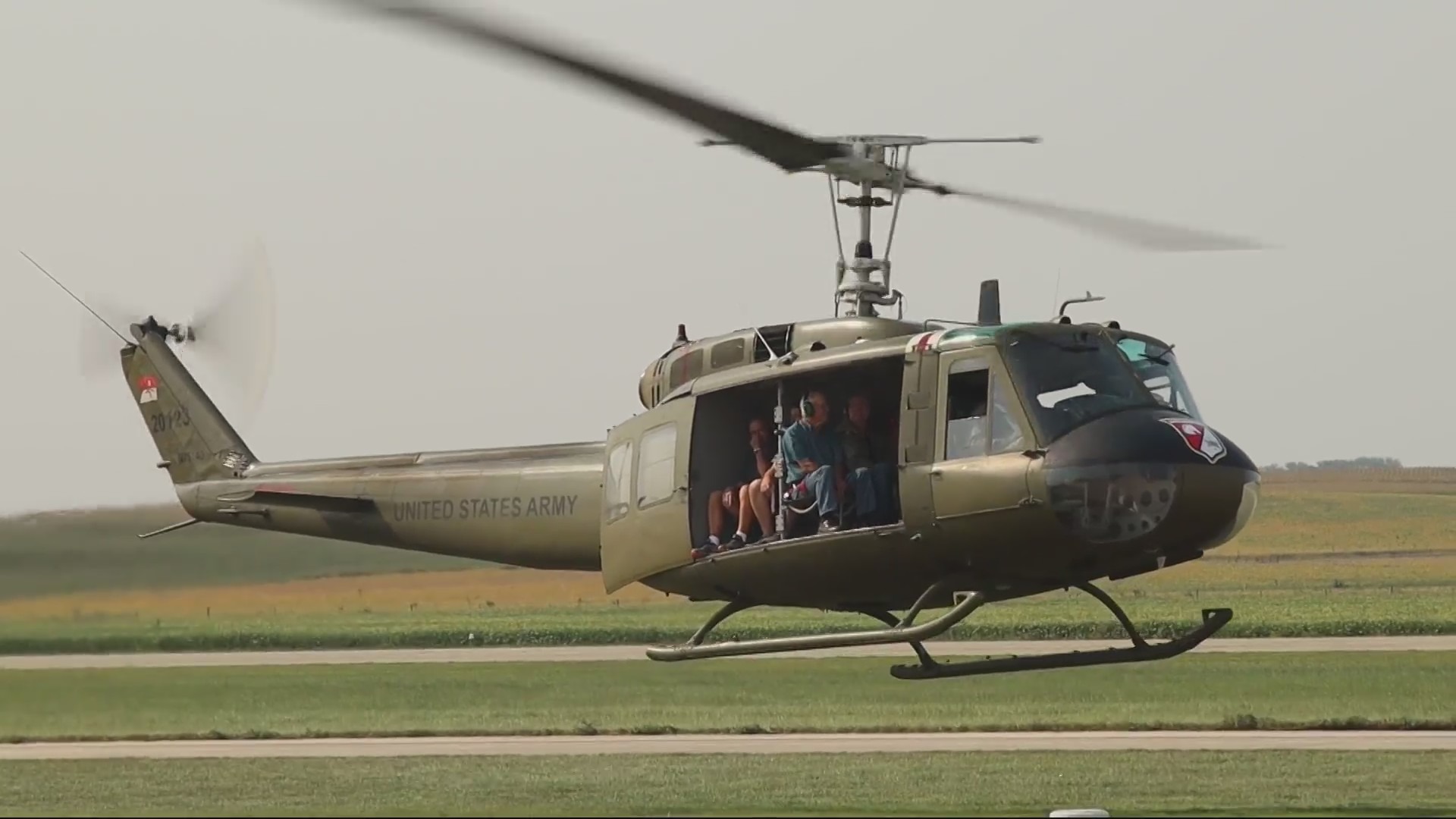 Huey helicopter provides rides to honor Vietnam veterans in Iowa