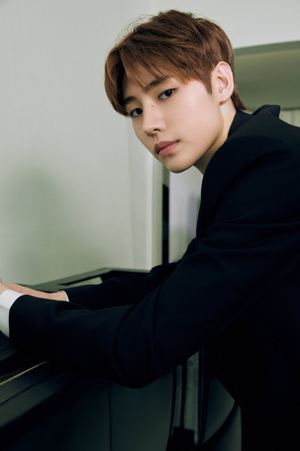 All 7 ENHYPEN Members Suit Up In New Pre Debut Profile Photo