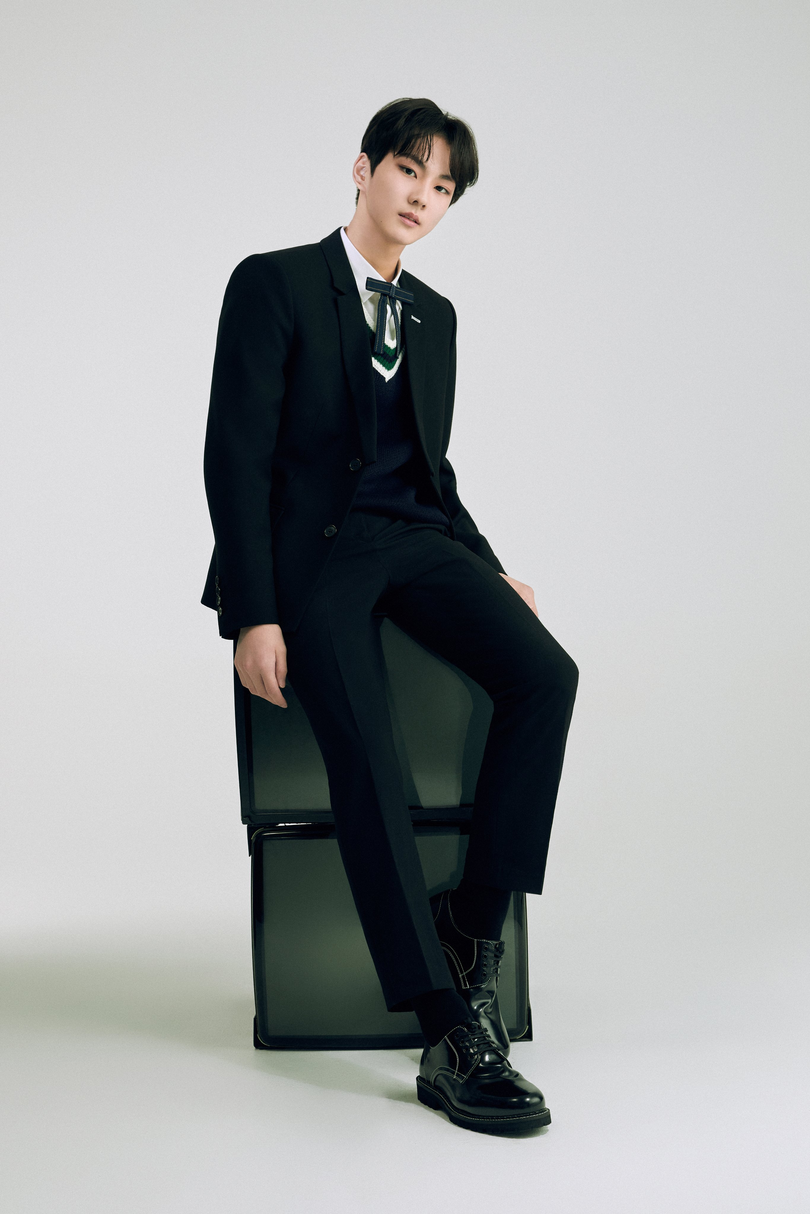Free download ENHYPEN Official Profile Jungwoo ENHYPEN Photo 43587561 [2731x4096] for your Desktop, Mobile & Tablet. Explore Enhypen Dimension:Dilemma Wallpaper