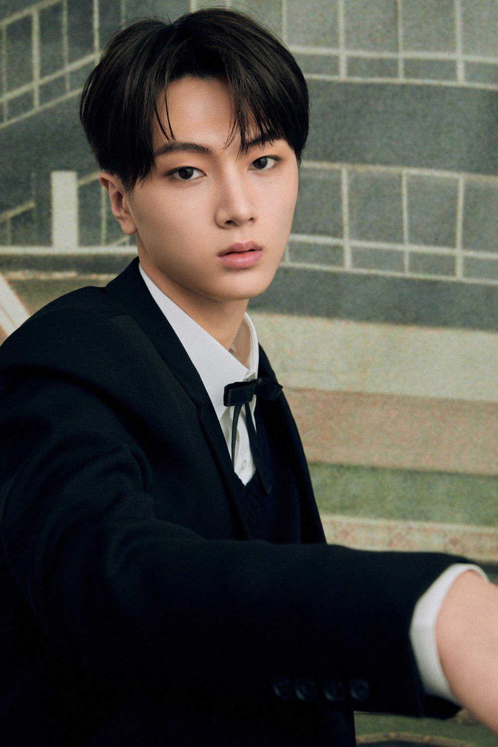 All 7 ENHYPEN Members Suit Up In New Pre Debut Profile Photo