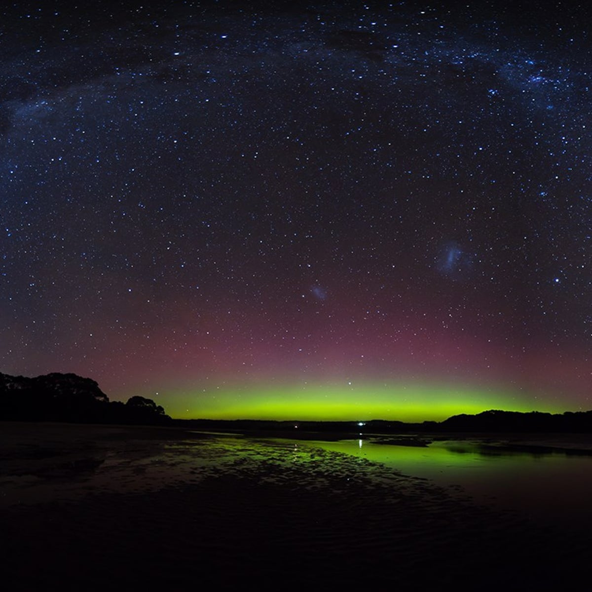 Vibrant Spectacular Aurora Australis Ripples Across Australian Skies Artwork Photography Vibrant Spectacular Aurora Australis Ripples Across Australian Skies Artwork Photography