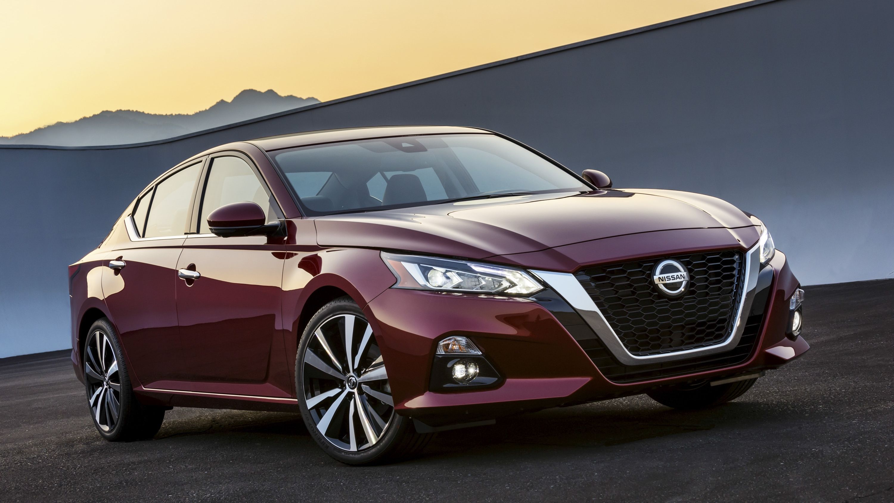 Nissan Altima Wallpaper