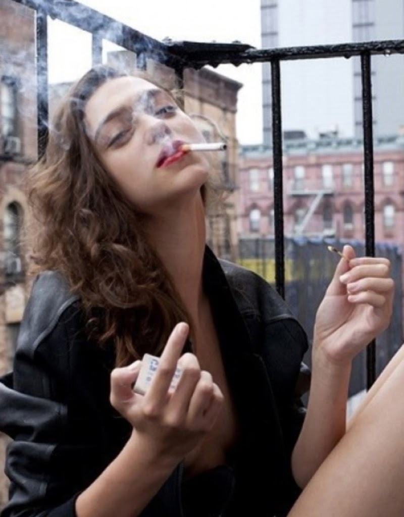 Android Best Wallpaper: Rebel Girl Android Best Wallpaper