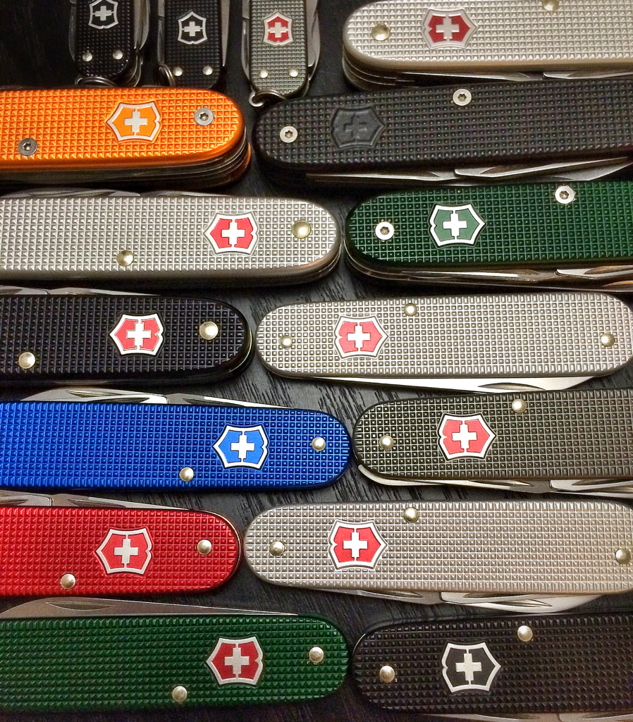 Pin by Amr Ahmed on SAK ALL DAY | Victorinox, Swiss army knife, Movie  posters