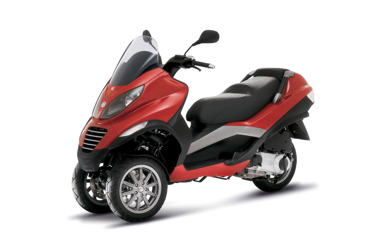 Red trike wallpaper. Red trike