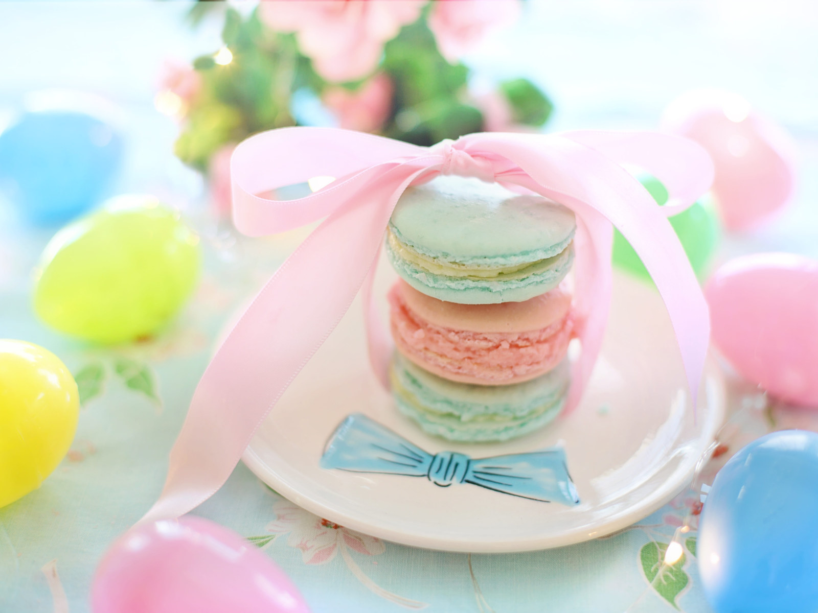 Easter Wallpaper, Macarons, Pastels, Cookies, Biscuits, Pastries, Sweet Food • Wallpaper For You