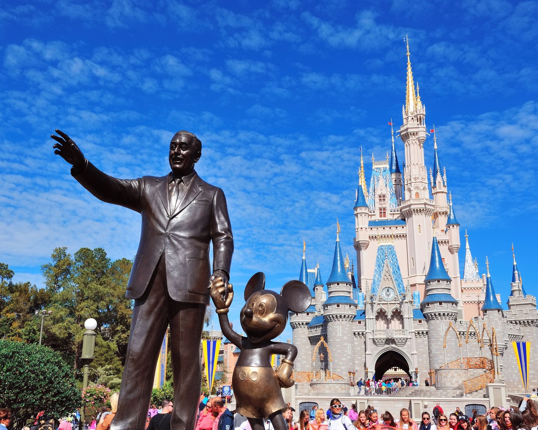 How to Plan a Disney Vacation: 14 Tips for Your Trip to Walt Disney World. Condé Nast Traveler