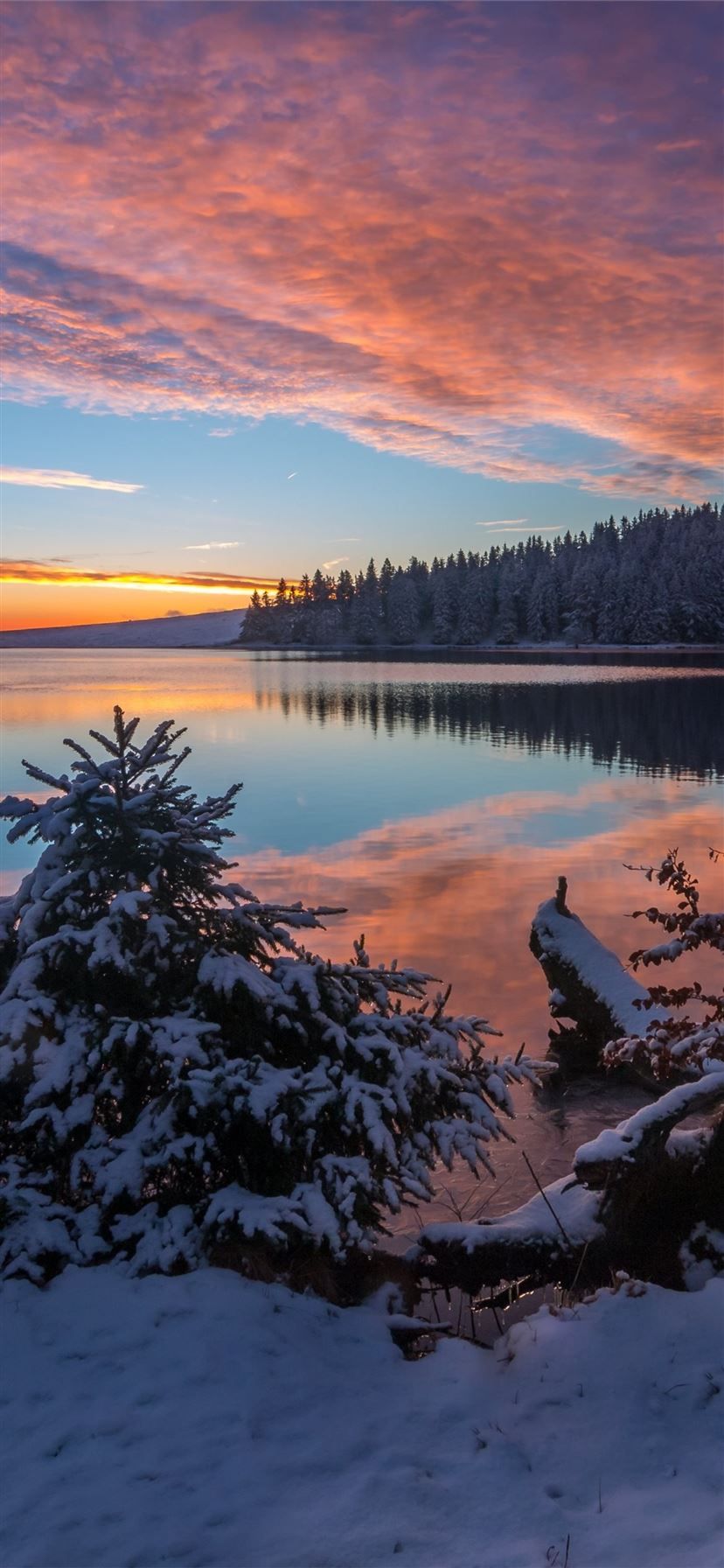 Free download the lake snow evening sunset 5k wallpaper , beaty your iphone. #lake #sunset #nature k k #s. Sunset, Snowing aesthetic wallpaper, Evening sunset
