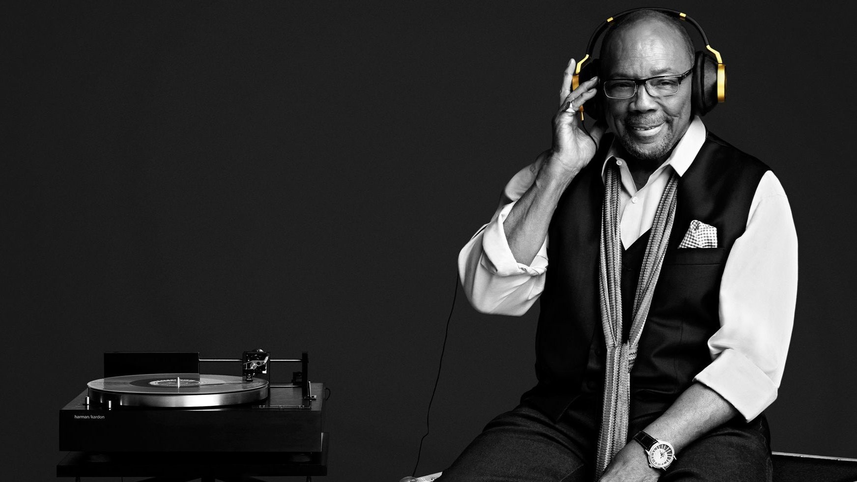 Quincy Jones says his headphones are the coolest in the world