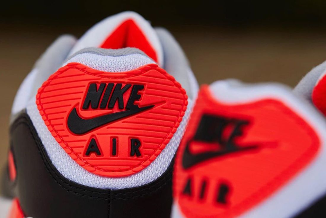 A Detailed Look at 2020's Nike Air Max 90 'Infrared'