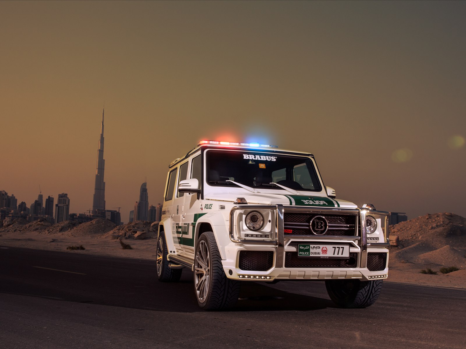 Brabus B63s 700 Widestar Dubai Police Car Police Cars Wallpaper HD