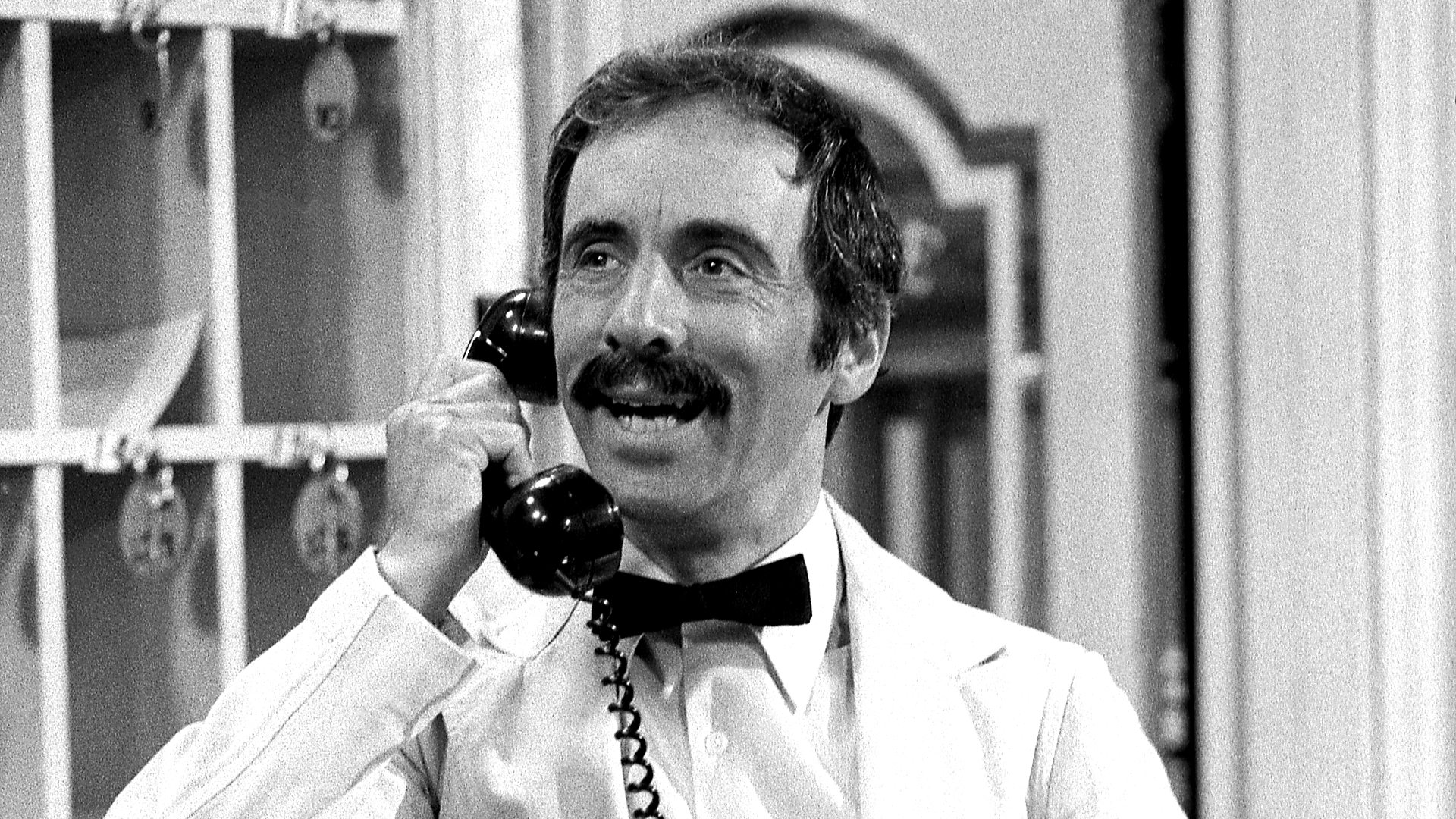 Fawlty Towers actor Andrew Sachs has died aged 86