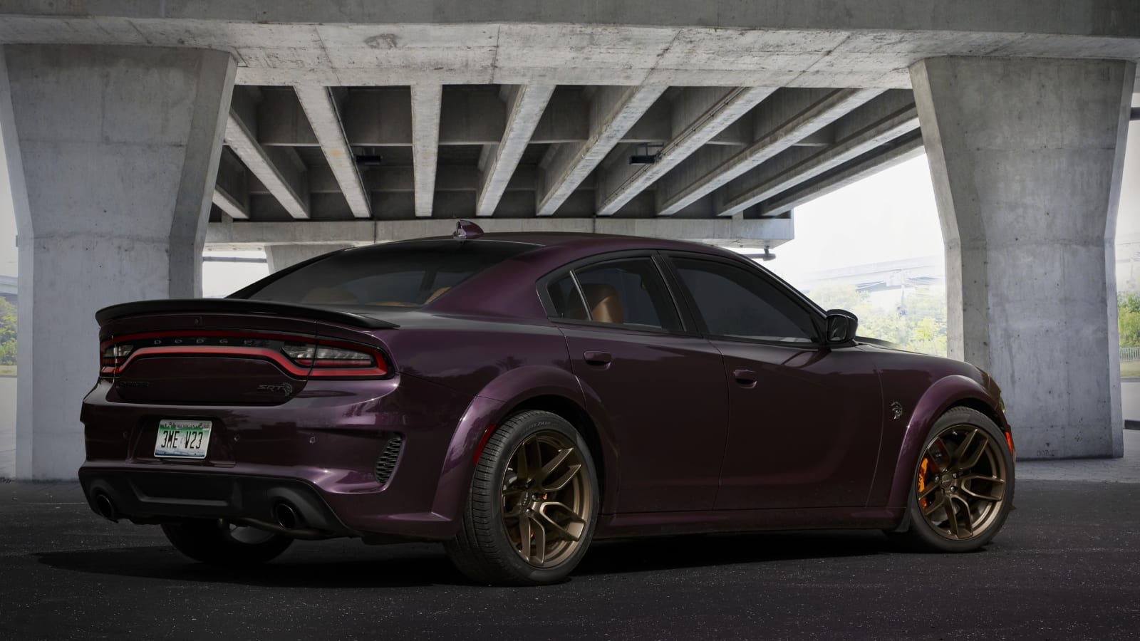 2022 Dodge Charger and Challenger Hellcat Redeye Jailbreak models add power, personalization options