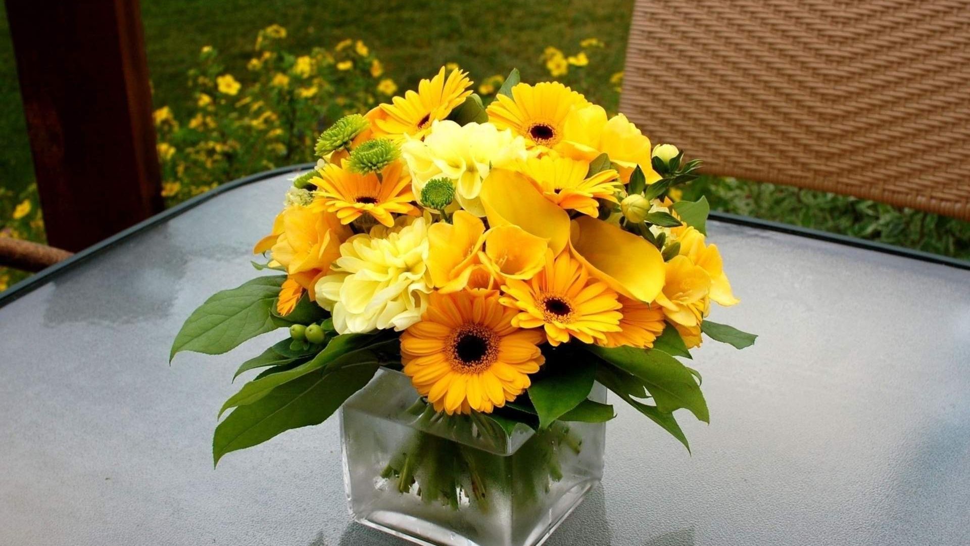 Desktop Wallpaper Yellow Flowers In Vase, HD Image, Picture, Background, Dfktgr