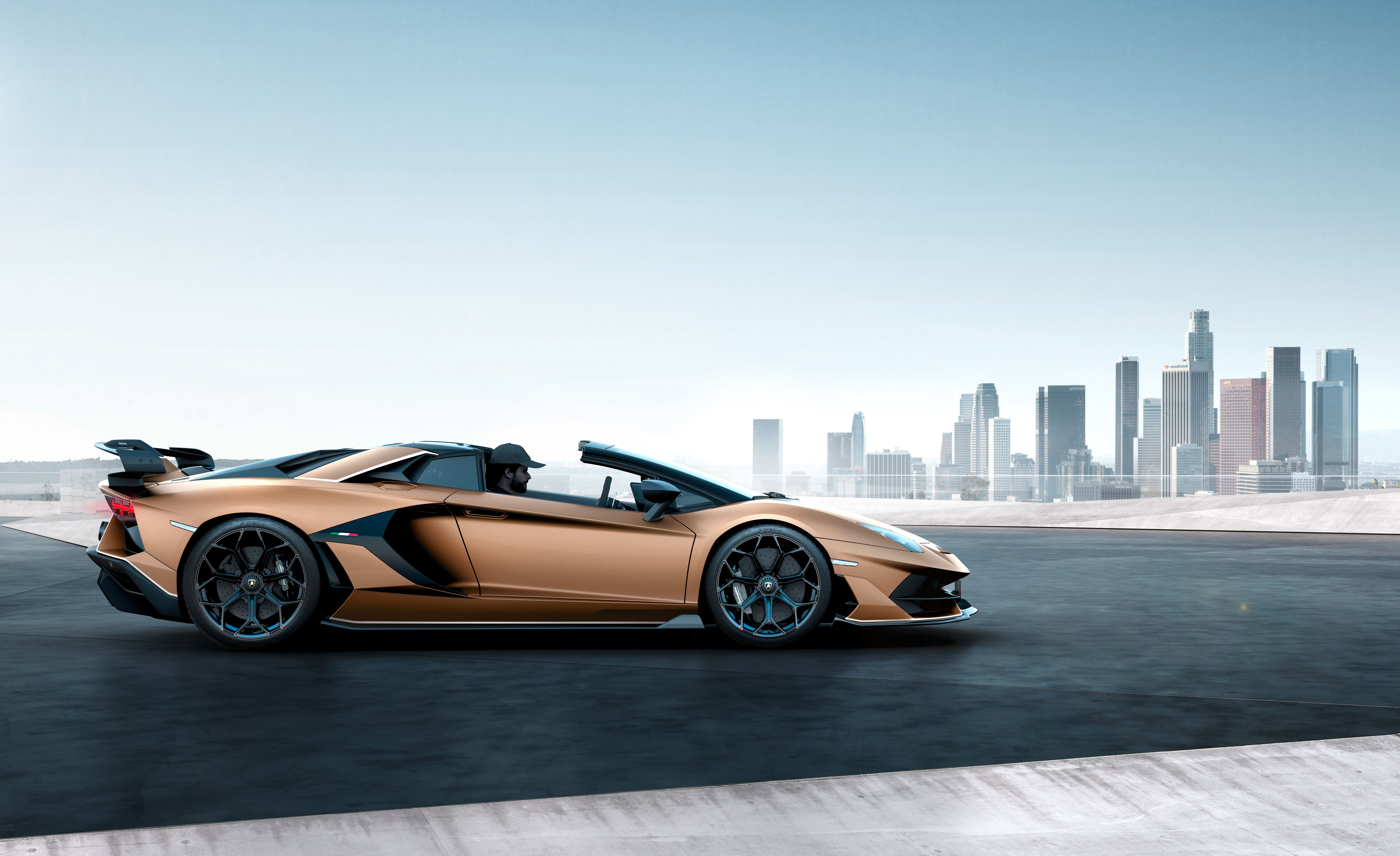 Photos of the Lamborghini Aventador SVJ Roadster