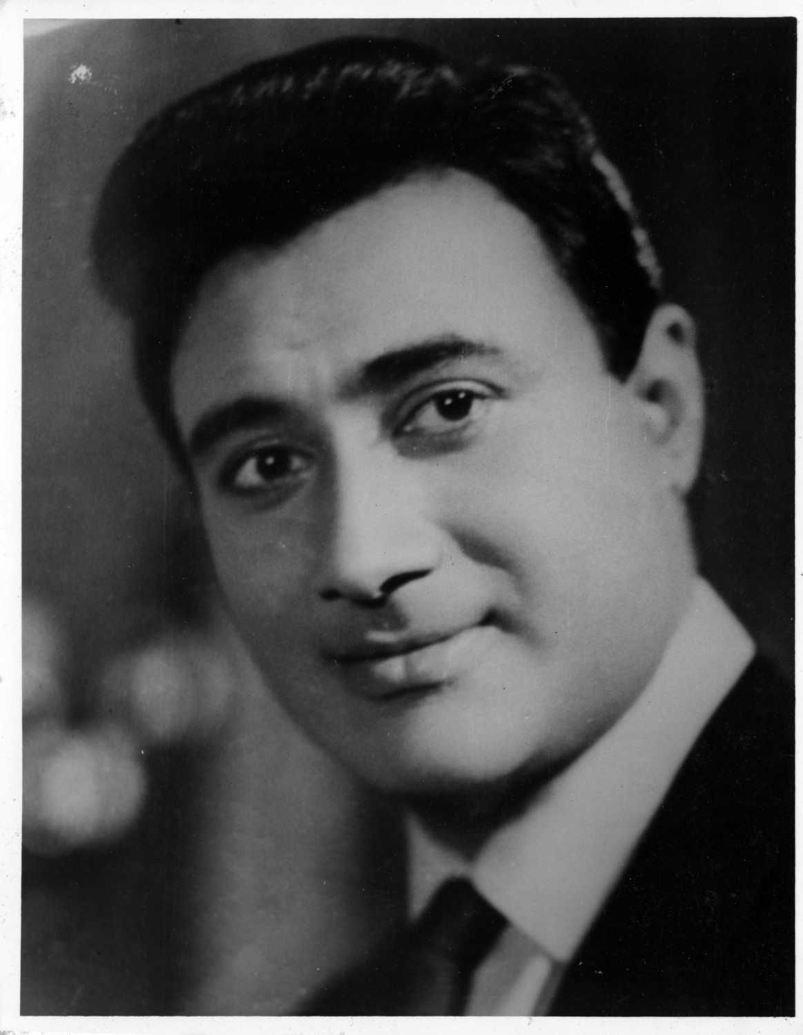 Debonair Dev Anand | Bollywood stars, Old film stars, Bollywood movies