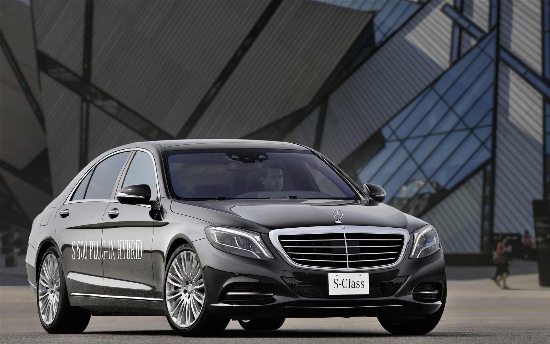 Mercedes Benz S 500 Plug In Hybrid 2015. Desktop Wallpaper. 1920x1200