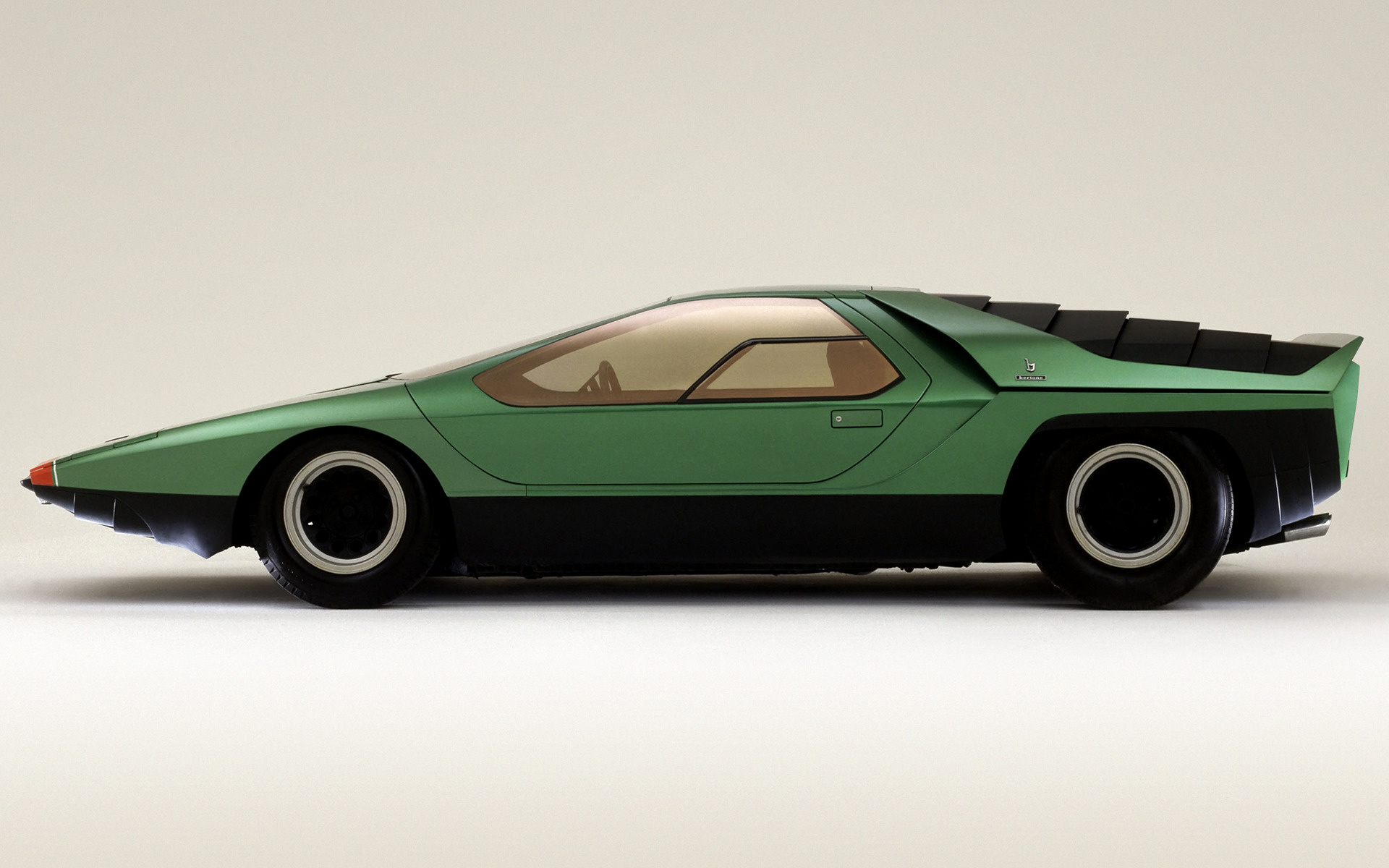 Alfa Romeo Carabo and HD Image