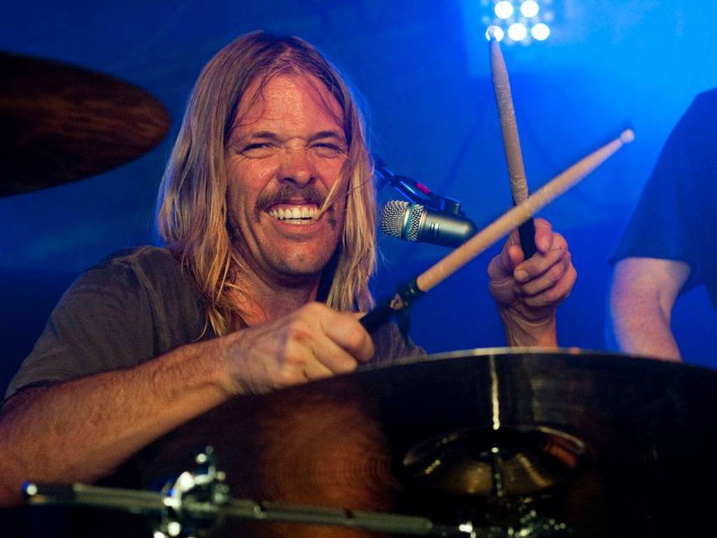 Taylor Hawkins, Foo Fighters drummer, dead