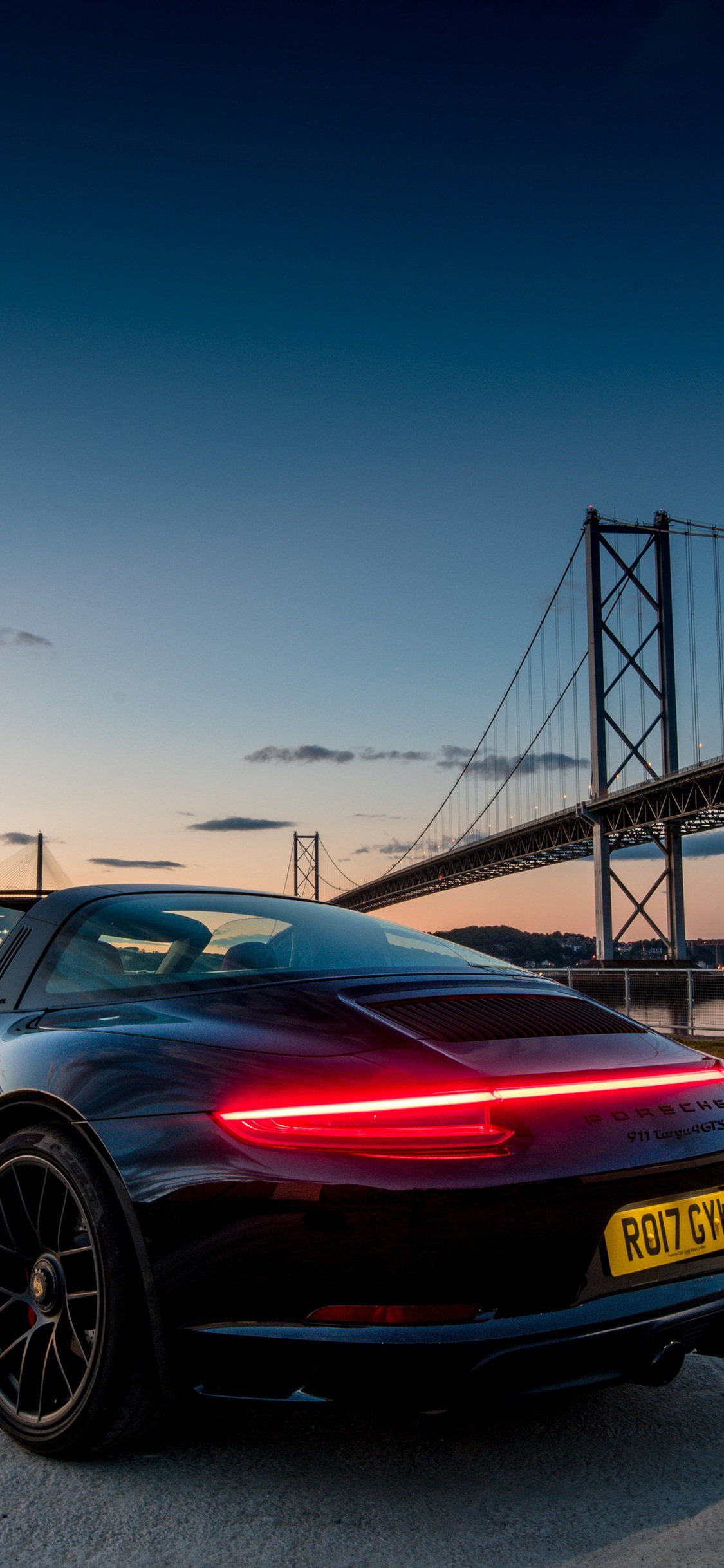 HD iPhone x porsche 911 wallpaper and image collection for Desktop & Mobile. Free wallpaper download