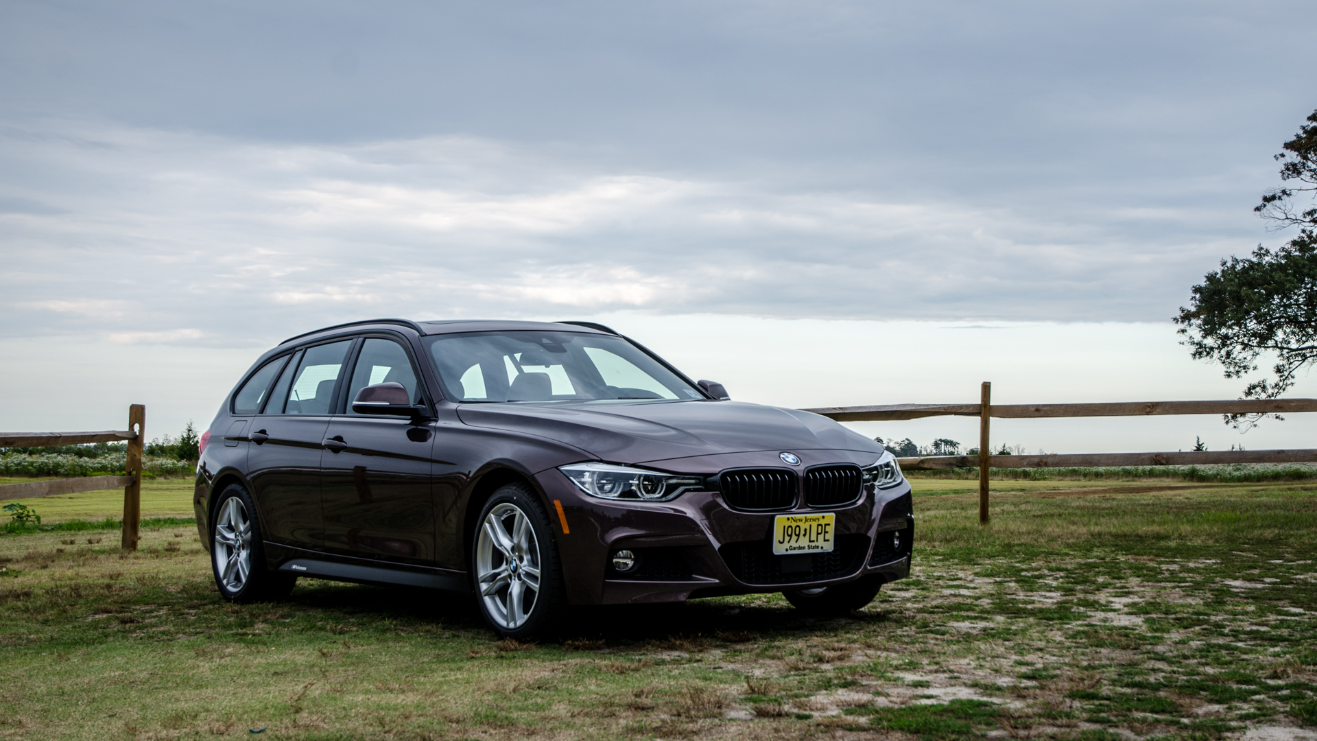 TEST DRIVE: BMW 330i Sports Wagon - Goodbye to the 3 Series Wagon